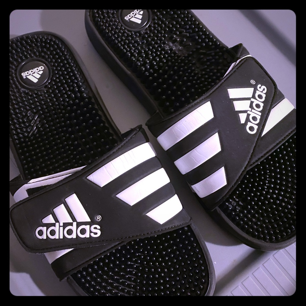 Adidas men’s Sz 12 slides